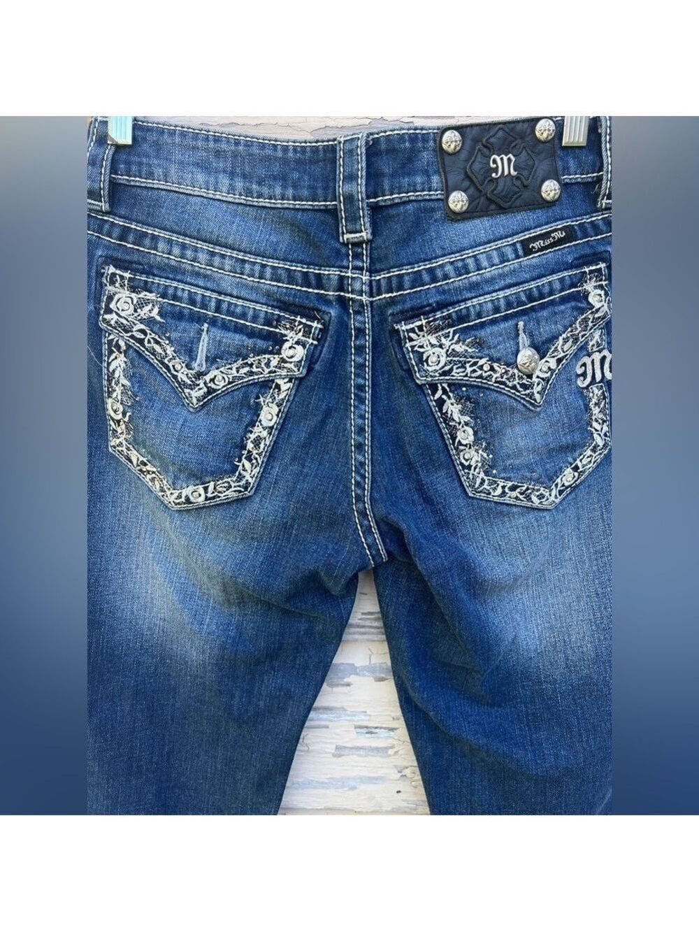 Miss Me Y2K Boyfriend Capri Bling Embellished Denim Jeans 25